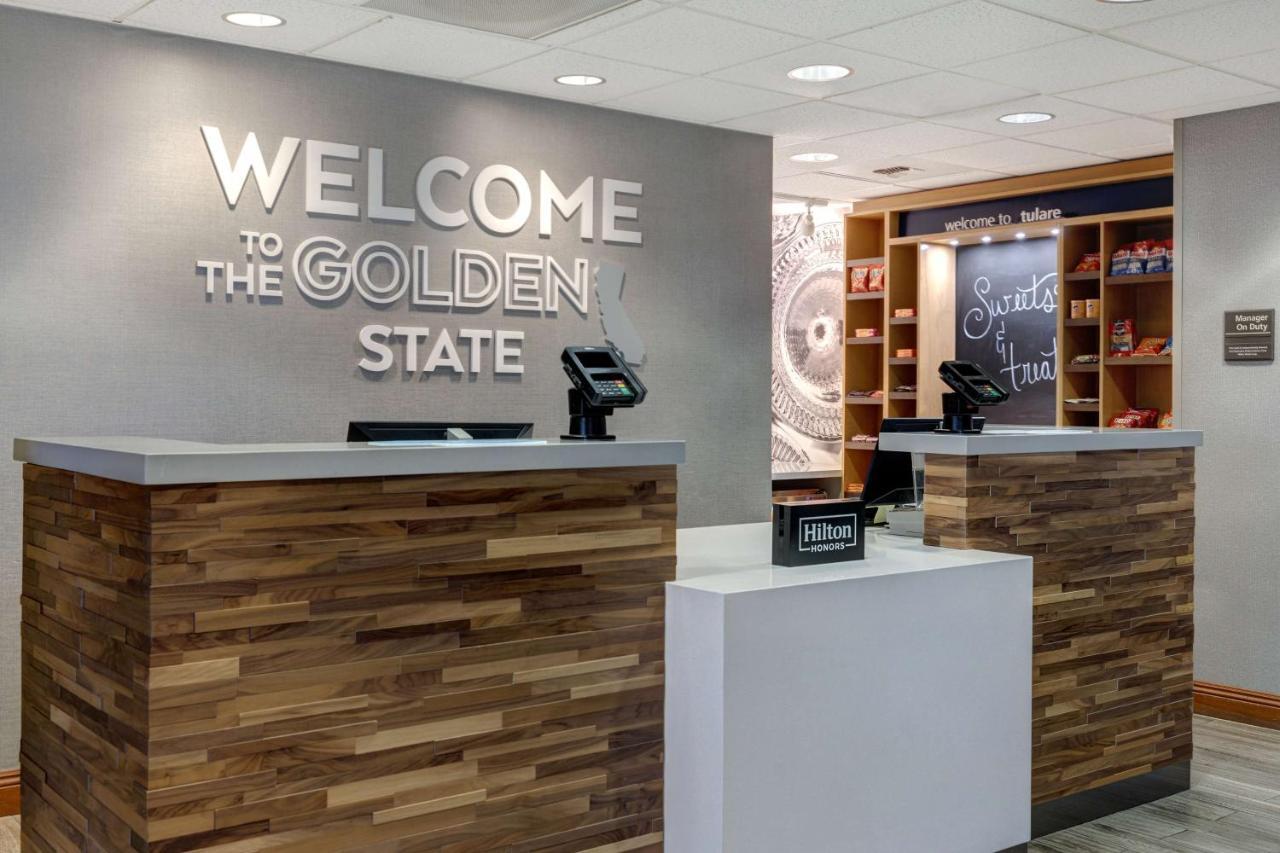Hampton Inn & Suites Tulare Eksteriør billede