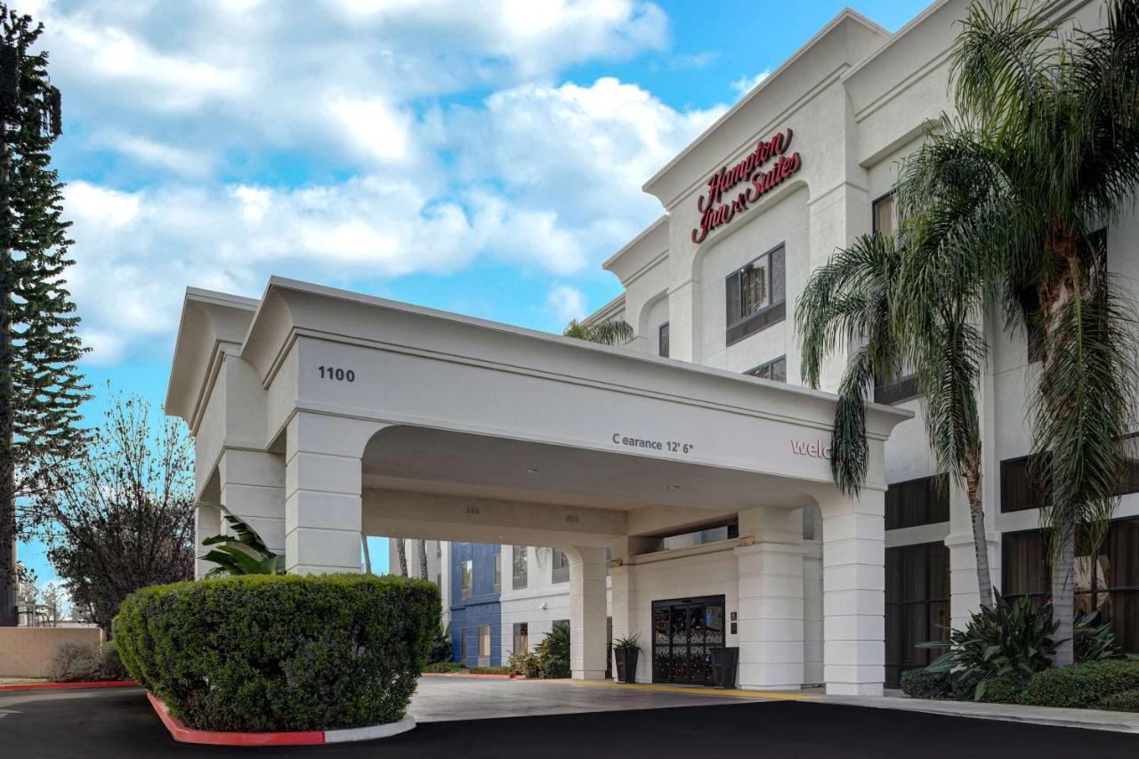 Hampton Inn & Suites Tulare Eksteriør billede
